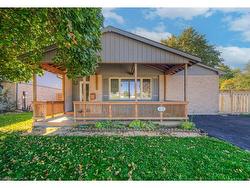 69 Bismark Drive  Cambridge, ON N1S 4E7