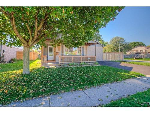 69 Bismark Drive, Cambridge, ON - Outdoor