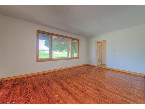 69 Bismark Drive, Cambridge, ON - Indoor Photo Showing Other Room