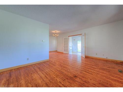 69 Bismark Drive, Cambridge, ON - Indoor Photo Showing Other Room