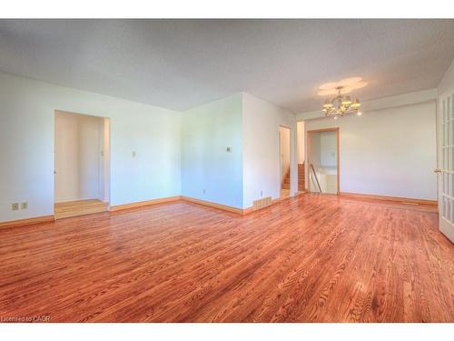 69 Bismark Drive, Cambridge, ON - Indoor Photo Showing Other Room