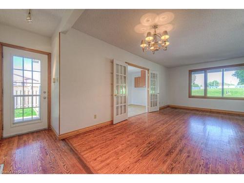 69 Bismark Drive, Cambridge, ON - Indoor Photo Showing Other Room