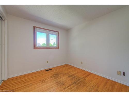 69 Bismark Drive, Cambridge, ON - Indoor Photo Showing Other Room