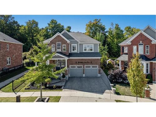 304 Falling Green Crescent  Kitchener, ON N2R 0E9