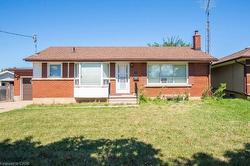 Lower-17 Ridgeview Avenue  St. Catharines, ON L2M 6B2