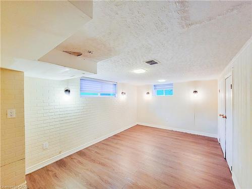 109 Terrace Drive, Hamilton, ON - Indoor Photo Showing Other Room