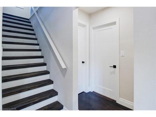 109 Terrace Drive, Hamilton, ON - Indoor Photo Showing Other Room