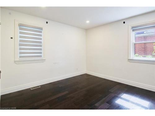 109 Terrace Drive, Hamilton, ON - Indoor Photo Showing Other Room