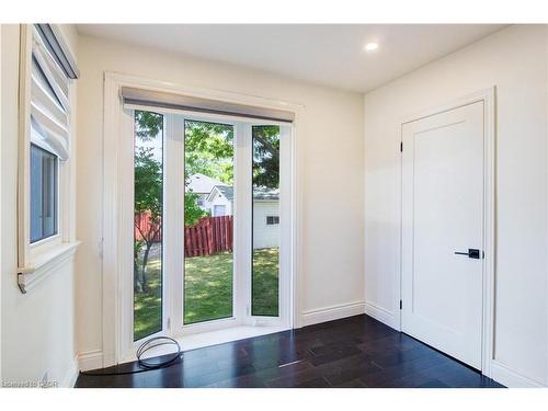 109 Terrace Drive, Hamilton, ON - Indoor Photo Showing Other Room