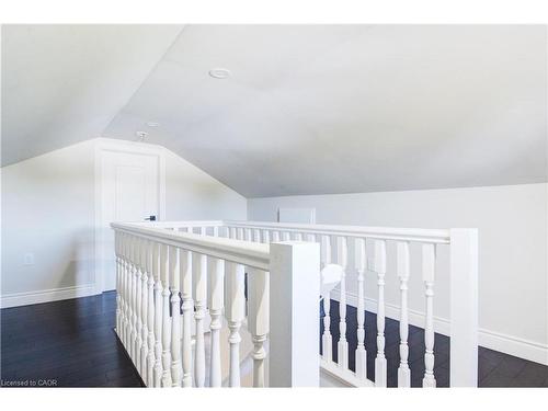 109 Terrace Drive, Hamilton, ON - Indoor Photo Showing Other Room