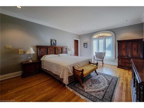 499 Scenic Drive, Hamilton, ON - Indoor Photo Showing Bedroom