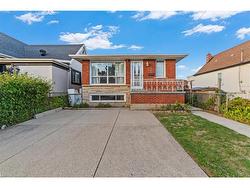 99 Edinburgh Avenue  Hamilton, ON L8H 2C6