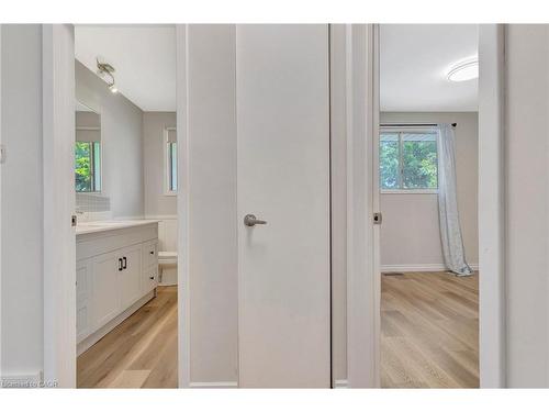 528 Havelock Drive, Waterloo, ON - Indoor