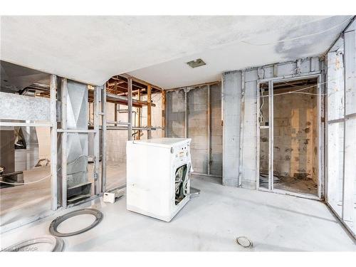 699 Rymal Road W, Hamilton, ON - Indoor Photo Showing Laundry Room