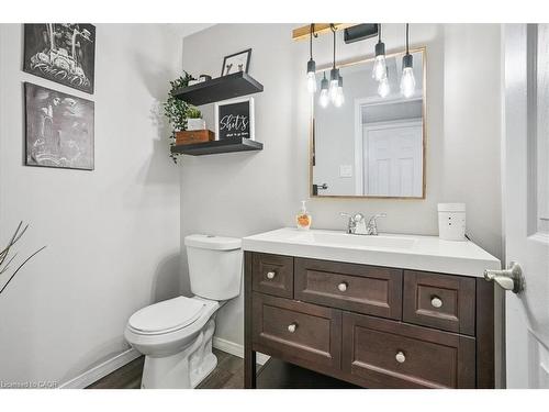 307 Highridge Avenue, Hamilton, ON - Indoor Photo Showing Bathroom