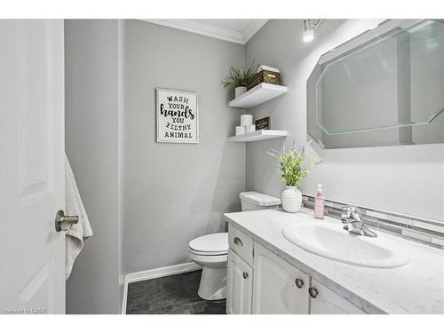 307 Highridge Avenue, Hamilton, ON - Indoor Photo Showing Bathroom