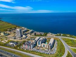 216-16 Concord Place  Grimsby, ON L3M 0J1