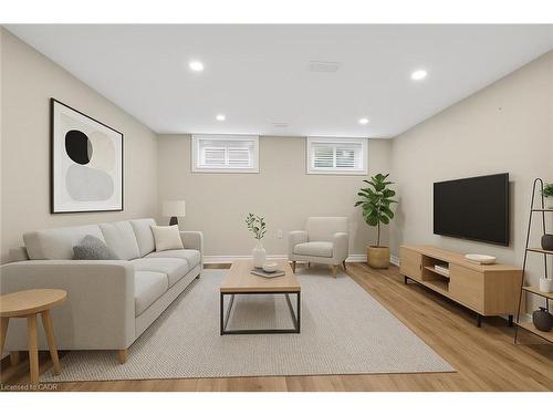 2-122 Toby Crescent, Hamilton, ON - Indoor