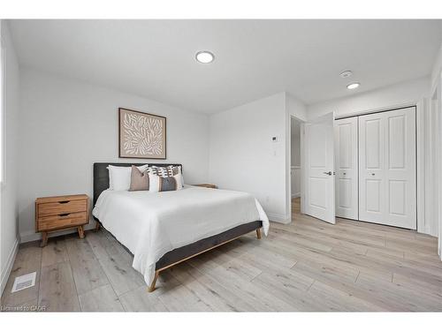 6-182 Bridge Crescent, Minto, ON - Indoor Photo Showing Bedroom