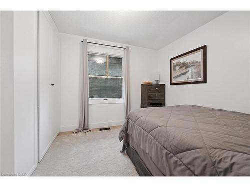 775 Regent Street, Cambridge, ON - Indoor Photo Showing Bedroom