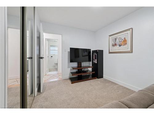 775 Regent Street, Cambridge, ON - Indoor