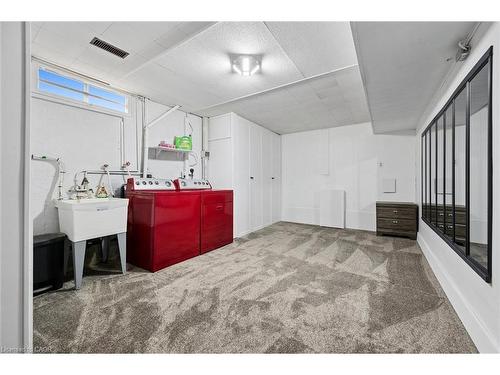 775 Regent Street, Cambridge, ON - Indoor Photo Showing Other Room