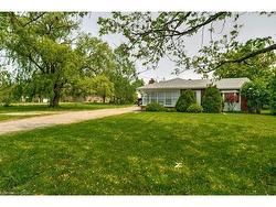 114 Second Road E Hamilton, ON L8J 3J2