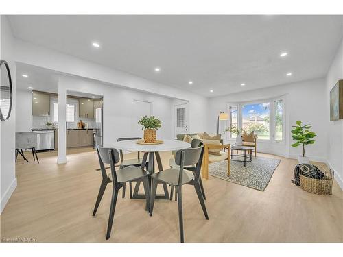 46 Bonaparte Lane, London, ON - Indoor Photo Showing Dining Room