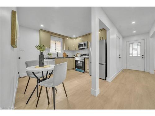 46 Bonaparte Lane, London, ON - Indoor