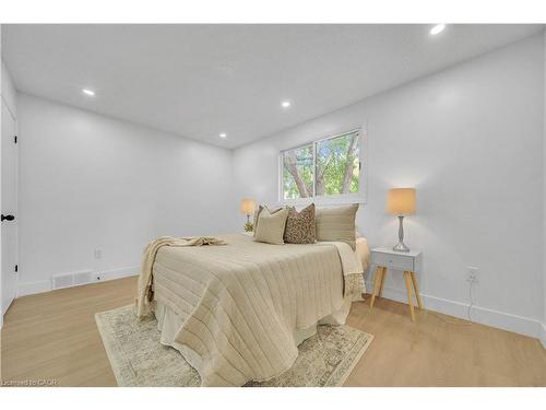 46 Bonaparte Lane, London, ON - Indoor Photo Showing Bedroom