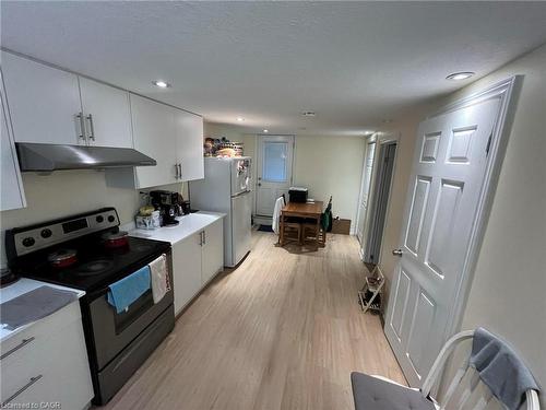 86 Gardiner Drive, Hamilton, ON - Indoor Photo Showing Kitchen