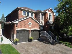 491 Pettit Trail  Milton, ON L9T 6N9