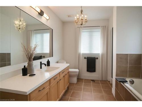 491 Pettit Trail, Milton, ON - Indoor Photo Showing Bathroom
