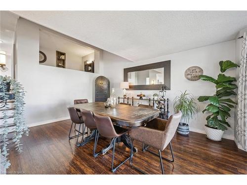 95 Macatee Place, Cambridge, ON - Indoor Photo Showing Dining Room