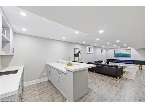 1857 Friar Tuck Court, Mississauga, ON - Indoor Photo Showing Other Room