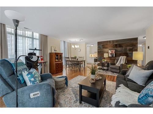 102-67 Caroline Street S, Hamilton, ON - Indoor Photo Showing Living Room