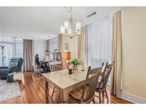 102-67 Caroline Street S, Hamilton, ON - Indoor Photo Showing Dining Room