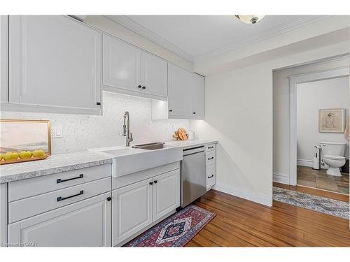 102-67 Caroline Street S, Hamilton, ON - Indoor Photo Showing Kitchen