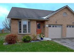 16-19 Somerset Drive  Port Dover, ON N0A 1N7