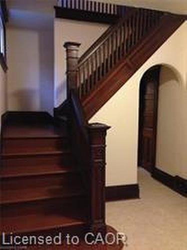 44 Gladstone Avenue, Hamilton, ON - Indoor Photo Showing Other Room