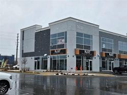 201-1038 Garner Road W Hamilton, ON L9G 0J2