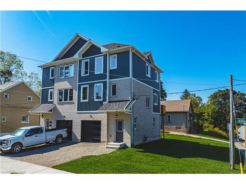 38 Albert Street  Cambridge, ON N1R 3M8