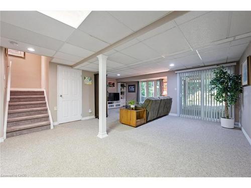 37-365 Bennington Gate, Waterloo, ON - Indoor