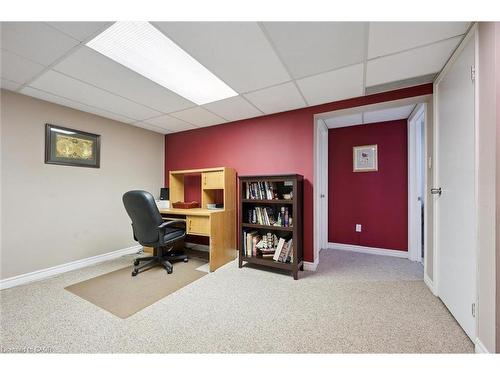 37-365 Bennington Gate, Waterloo, ON - Indoor