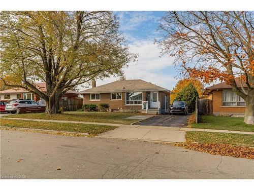 100 Lauris Avenue, Cambridge, ON - Outdoor With Facade