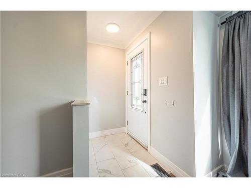 100 Lauris Avenue, Cambridge, ON - Indoor Photo Showing Other Room