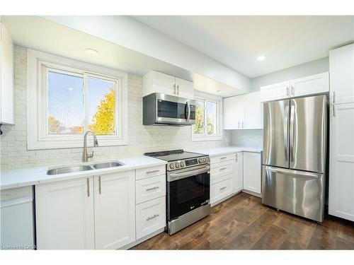 100 Lauris Avenue, Cambridge, ON - Indoor Photo Showing Kitchen With Double Sink With Upgraded Kitchen