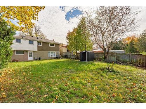 100 Lauris Avenue, Cambridge, ON - Outdoor With Backyard