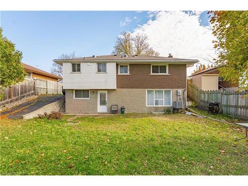 100 Lauris Avenue, Cambridge, ON - Outdoor