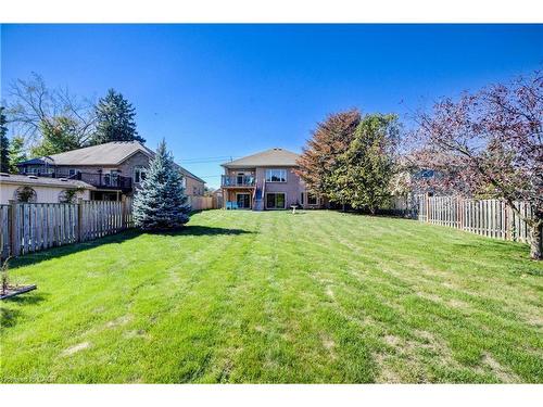 430 Caryndale Drive, Kitchener, ON - Outdoor